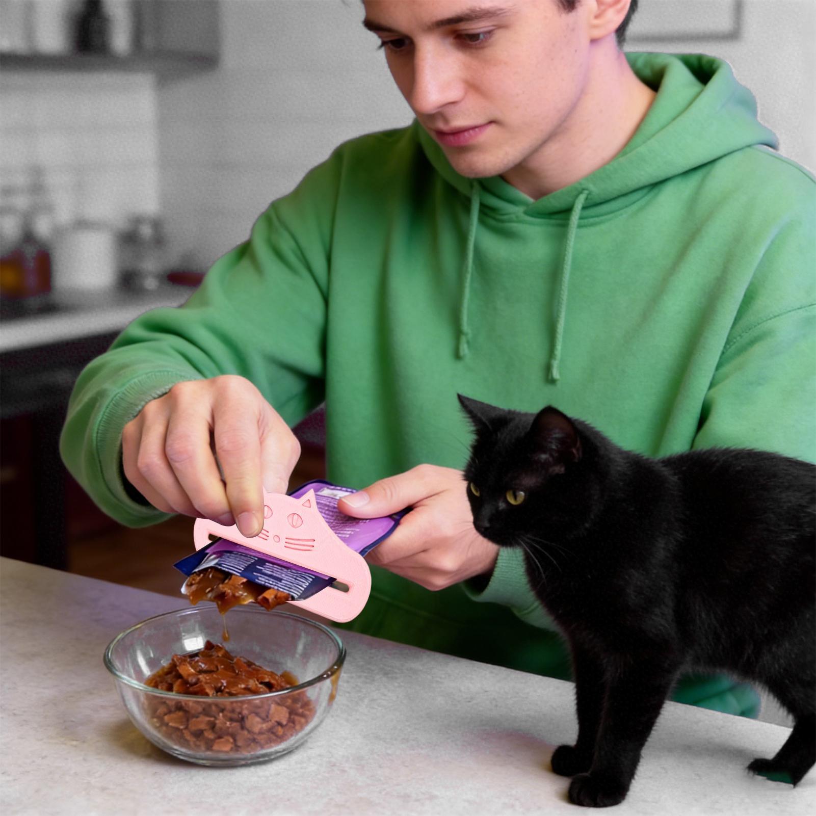 1Pc Cat Snack Squeezing Tool C - Sauce Squeeze Bottle review and price